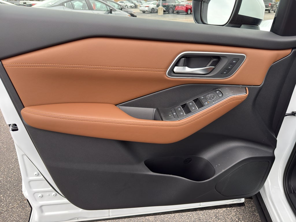 2026 Nissan Rogue AWD Platinum *Ltd Avail*