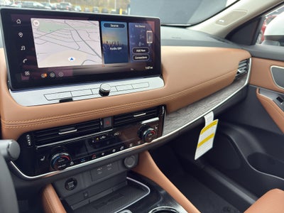 2026 Nissan Rogue AWD Platinum *Ltd Avail*