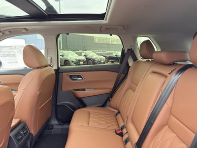 2026 Nissan Rogue AWD Platinum *Ltd Avail*