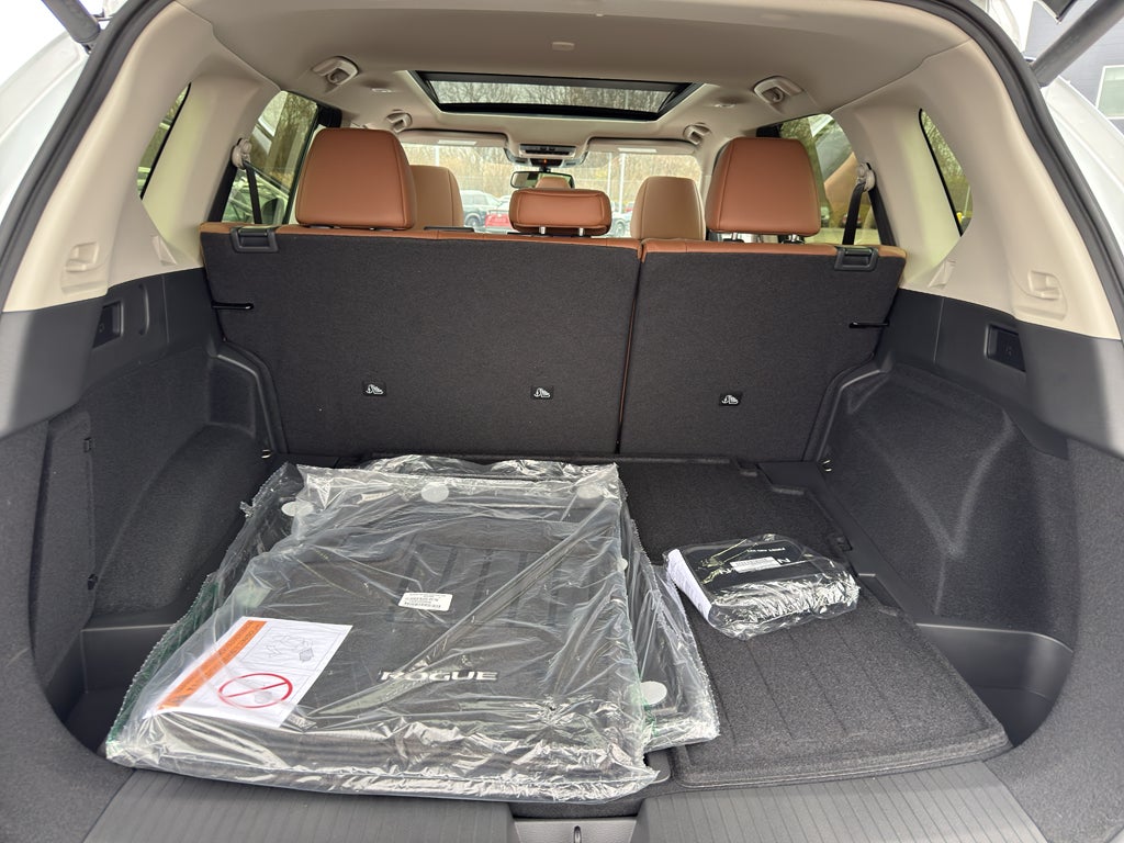 2026 Nissan Rogue AWD Platinum *Ltd Avail*