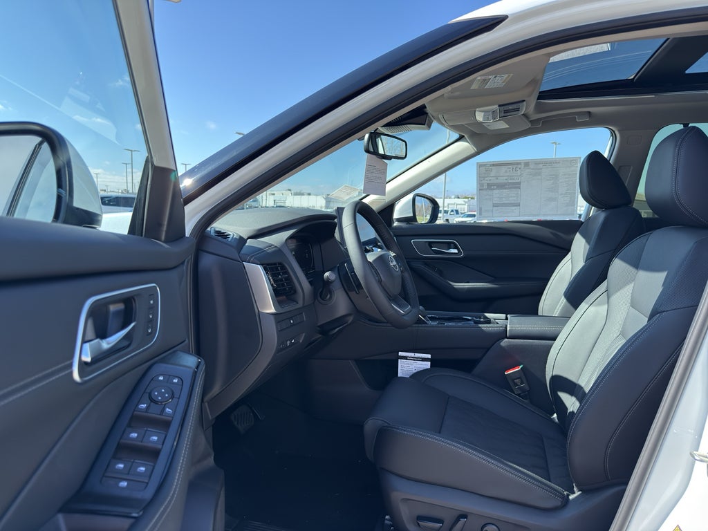 2026 Nissan Rogue 2026.5 AWD Platinum