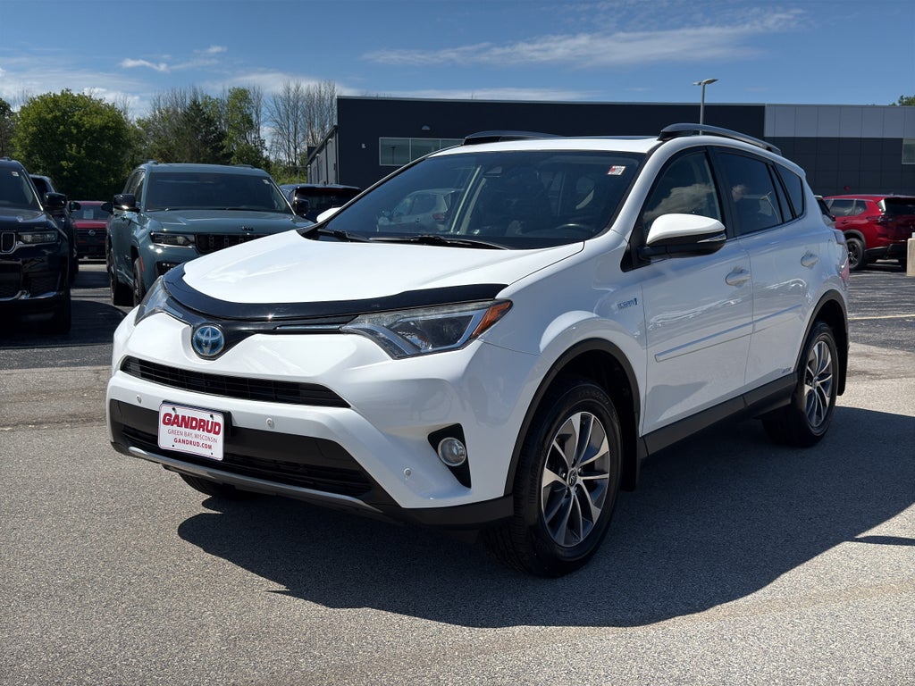 2017 Toyota RAV4 Hybrid XLE AWD (Natl)