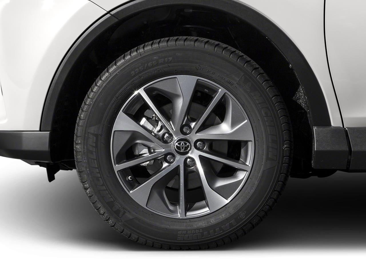2017 Toyota RAV4 Hybrid XLE AWD (Natl)