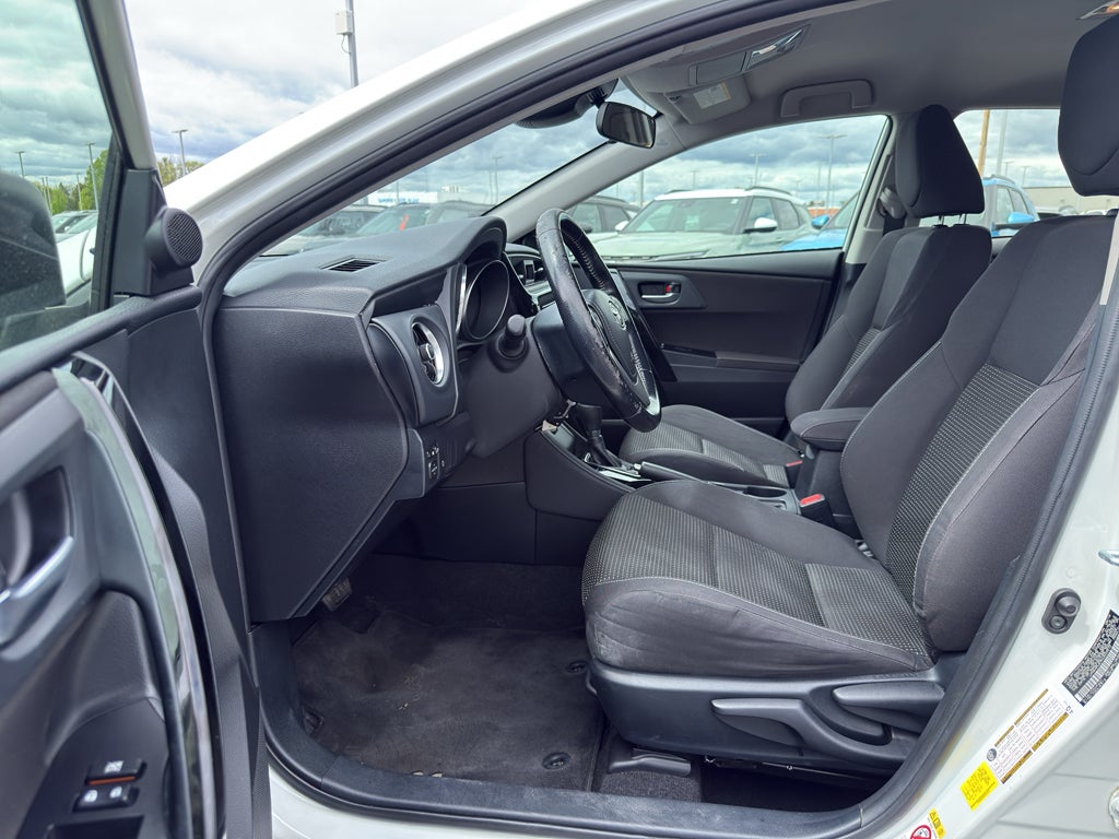 2017 Toyota Corolla iM CVT (Natl)