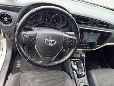 2017 Toyota Corolla iM CVT (Natl)