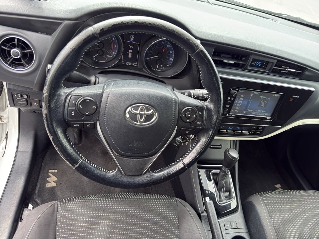 2017 Toyota Corolla iM CVT (Natl)