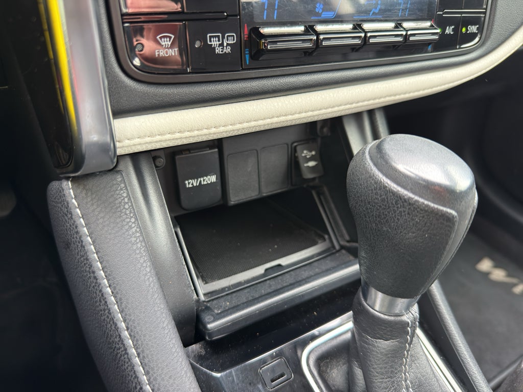 2017 Toyota Corolla iM CVT (Natl)