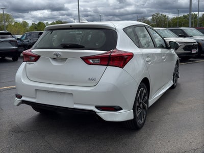 2017 Toyota Corolla iM CVT (Natl)