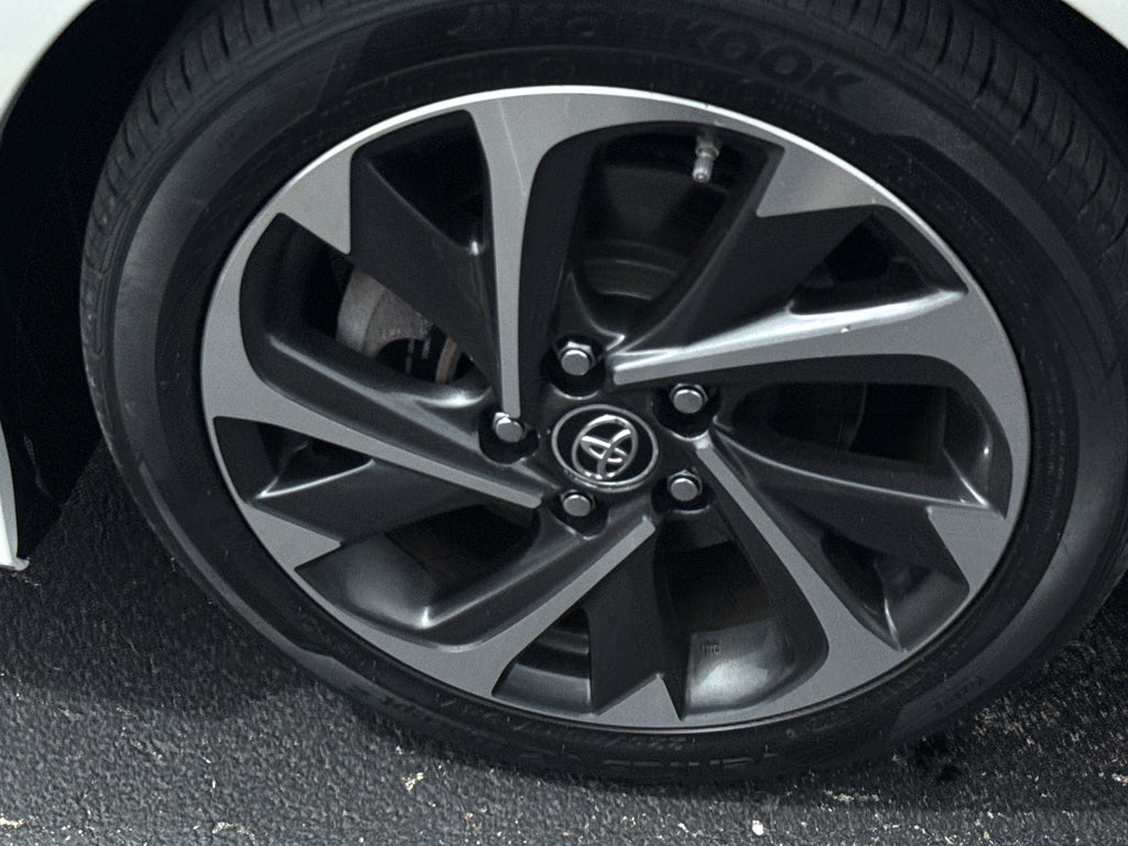 2017 Toyota Corolla iM CVT (Natl)