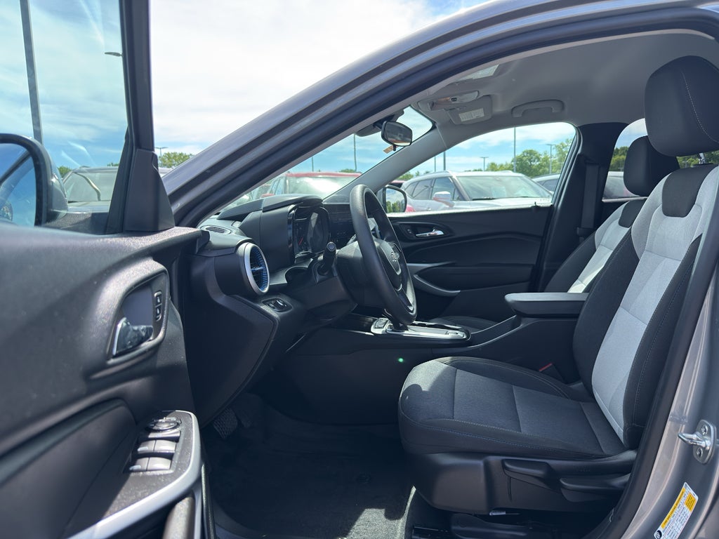 2024 Chevrolet Trax FWD 4dr LS