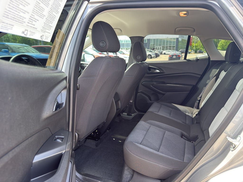 2024 Chevrolet Trax FWD 4dr LS
