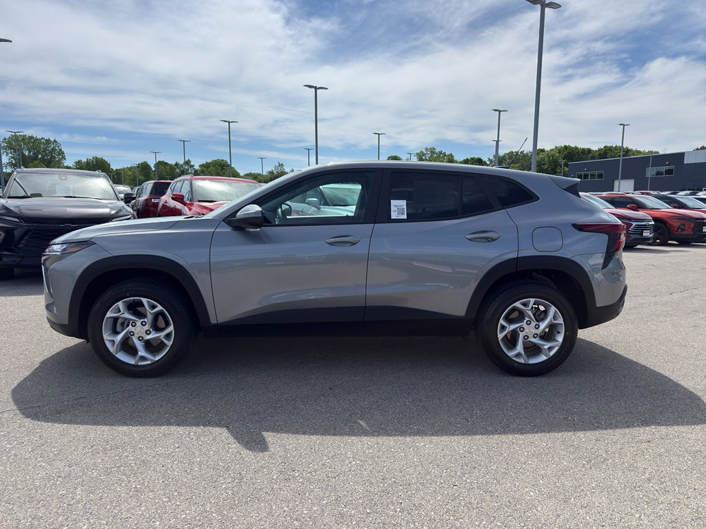 2024 Chevrolet Trax FWD 4dr LS