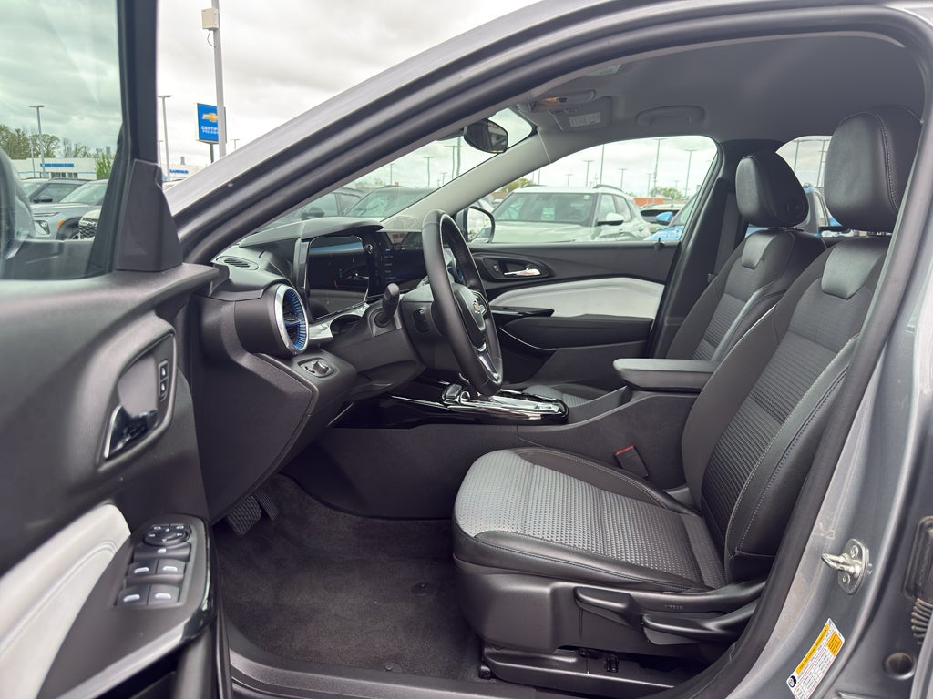 2024 Chevrolet Trax FWD 4dr LT