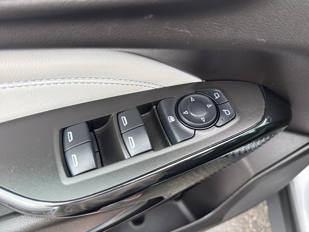 2024 Chevrolet Trax FWD 4dr LT