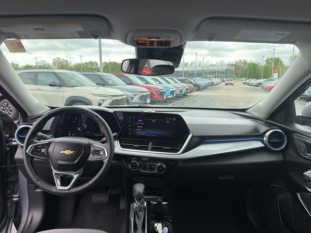 2024 Chevrolet Trax FWD 4dr LT