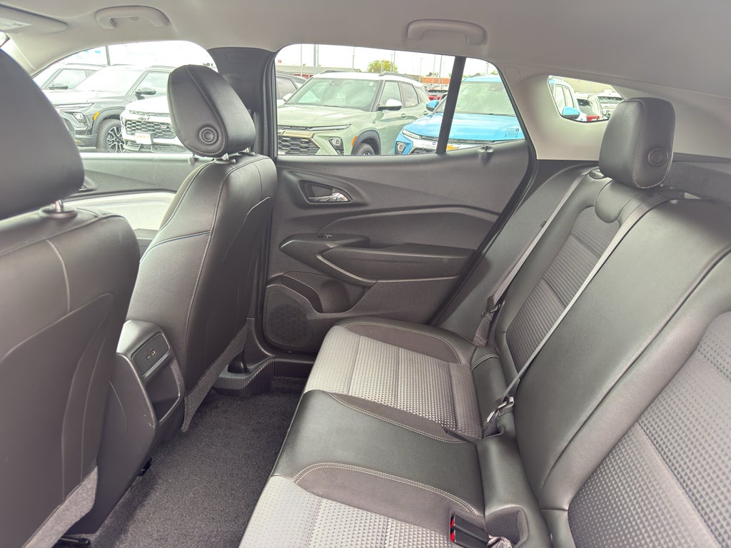 2024 Chevrolet Trax FWD 4dr LT
