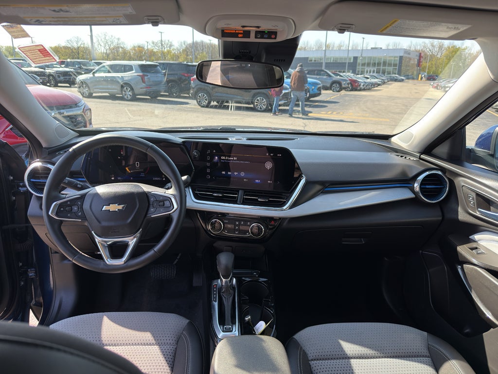 2024 Chevrolet Trax FWD 4dr LT
