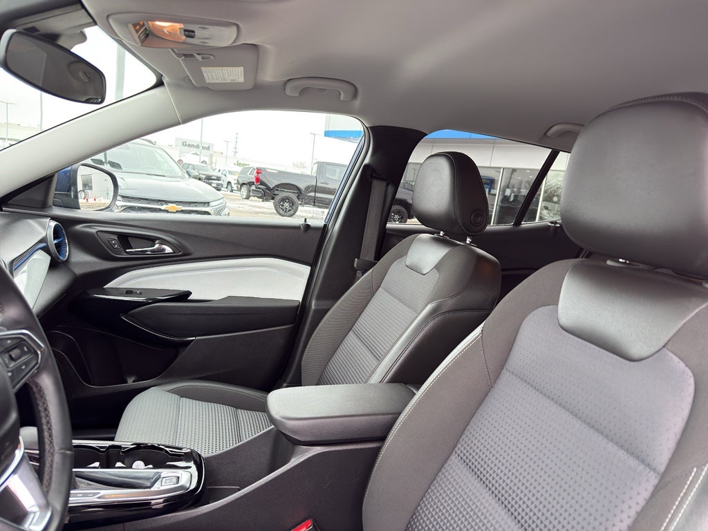 2024 Chevrolet Trax FWD 4dr LT