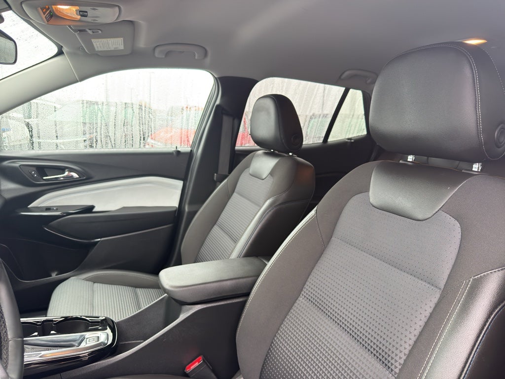 2024 Chevrolet Trax FWD 4dr LT