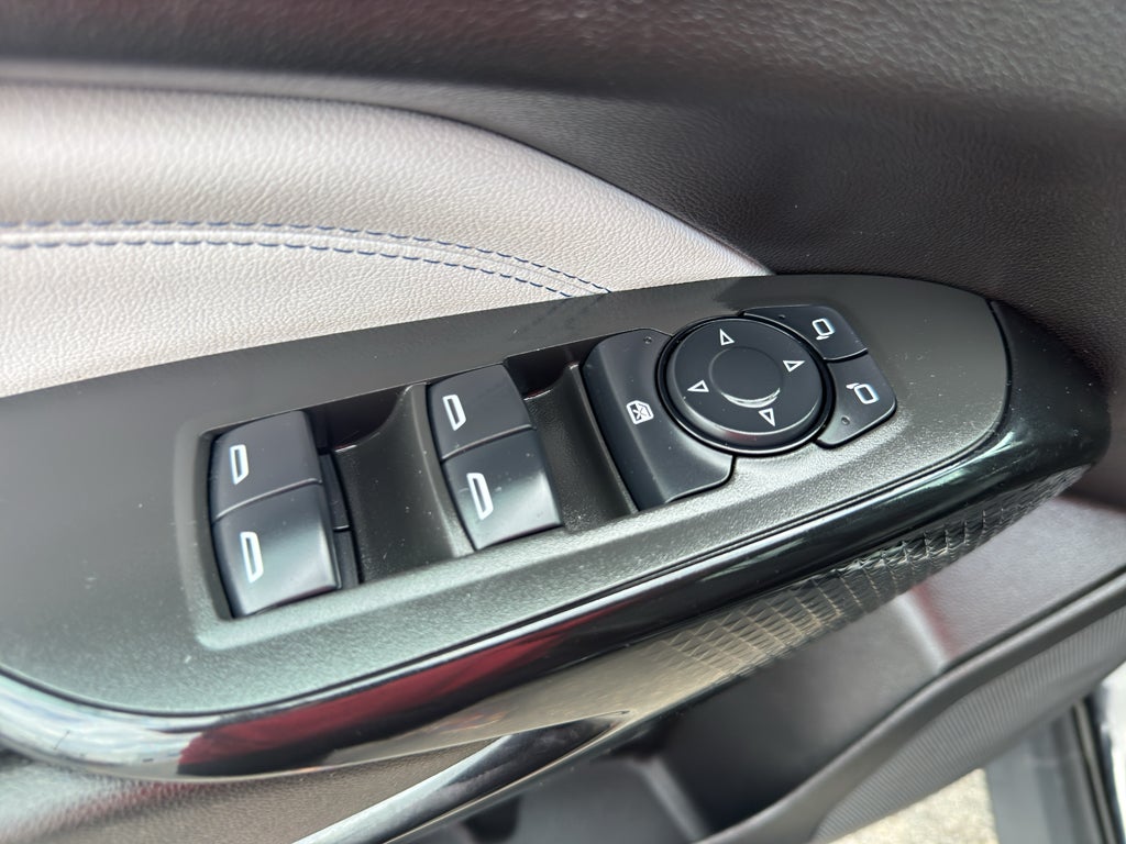 2024 Chevrolet Trax FWD 4dr LT