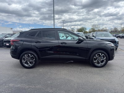 2024 Chevrolet Trax FWD 4dr LT