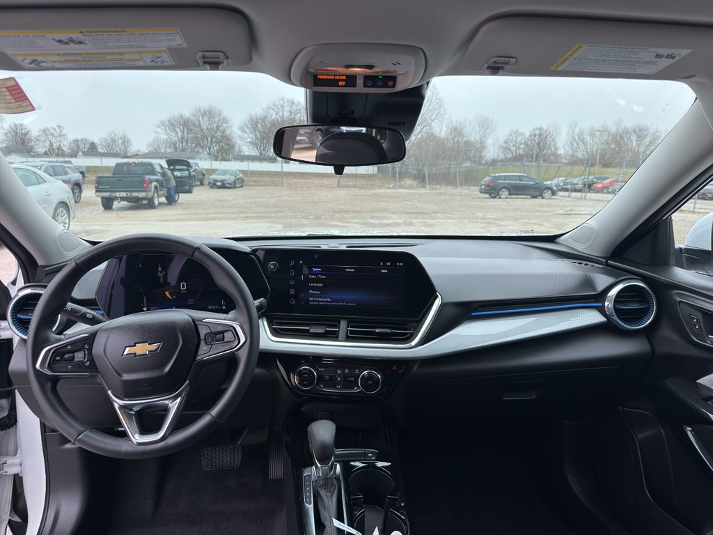 2024 Chevrolet Trax FWD 4dr LT