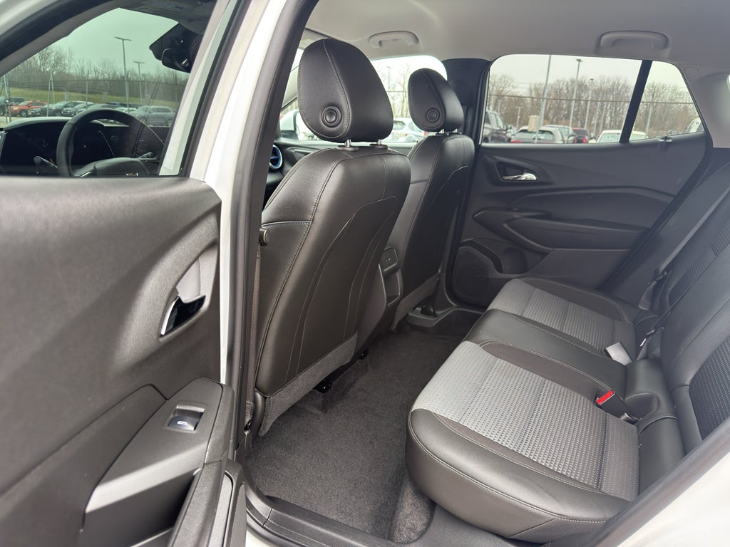 2024 Chevrolet Trax FWD 4dr LT