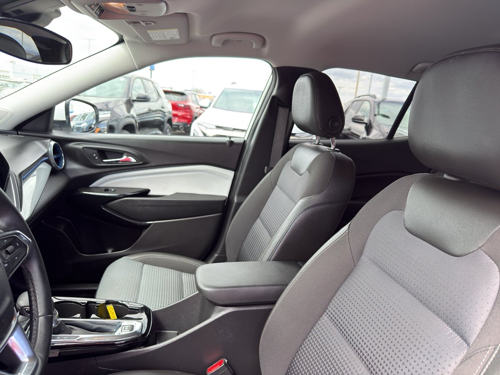 2024 Chevrolet Trax FWD 4dr LT