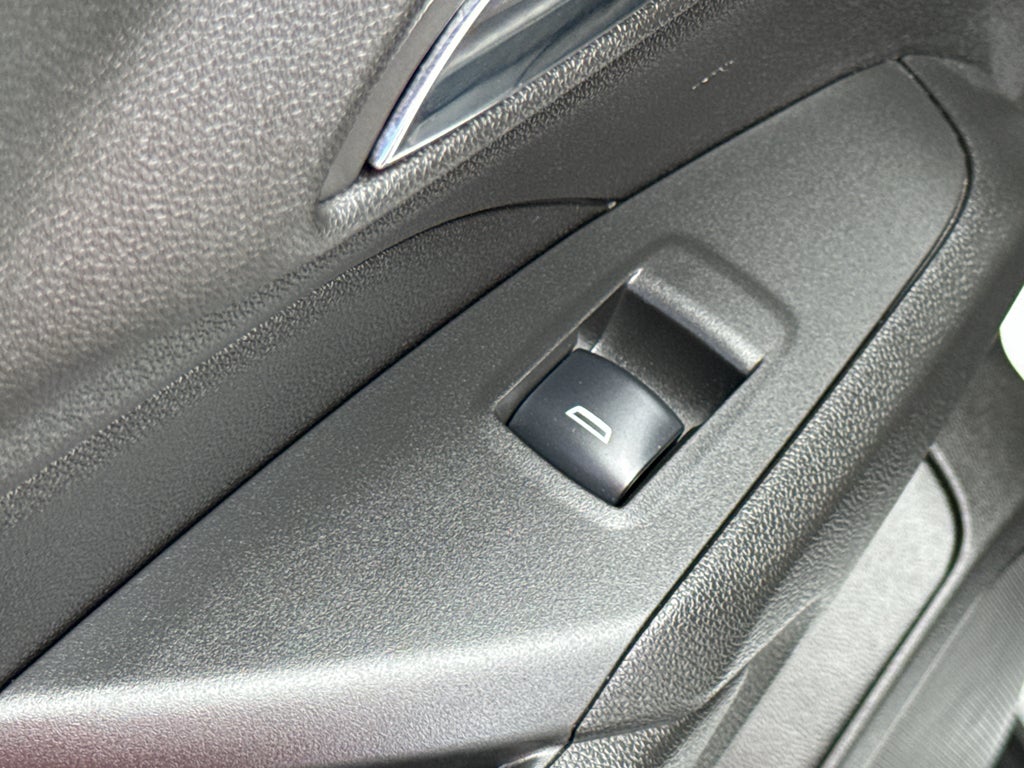 2024 Chevrolet Trax FWD 4dr LT