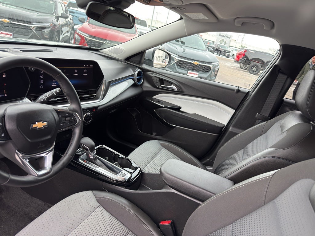 2024 Chevrolet Trax FWD 4dr LT