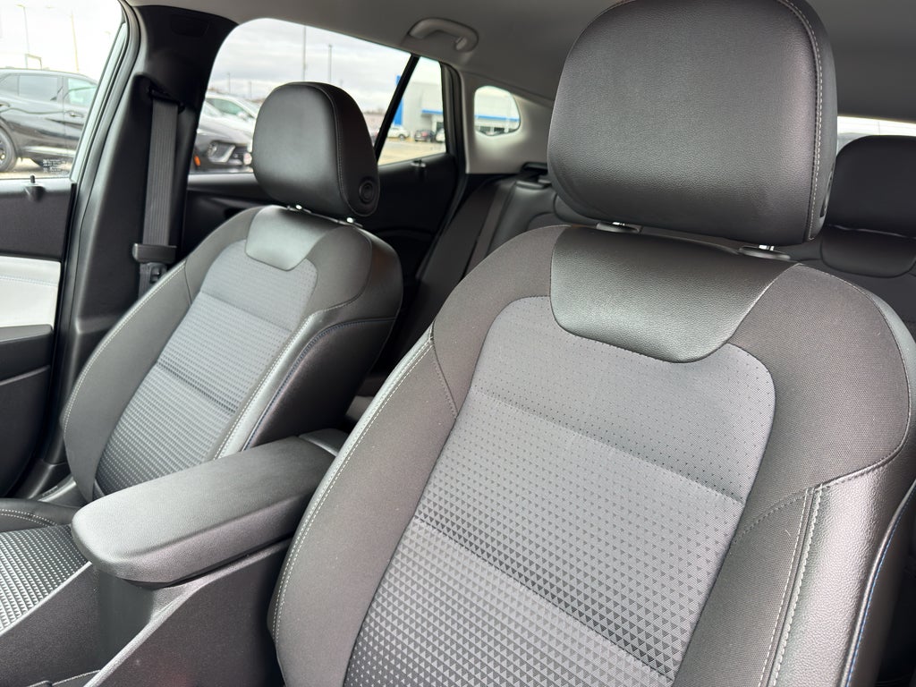 2024 Chevrolet Trax FWD 4dr LT