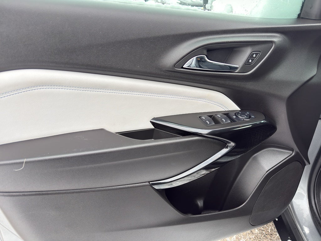 2024 Chevrolet Trax FWD 4dr LT