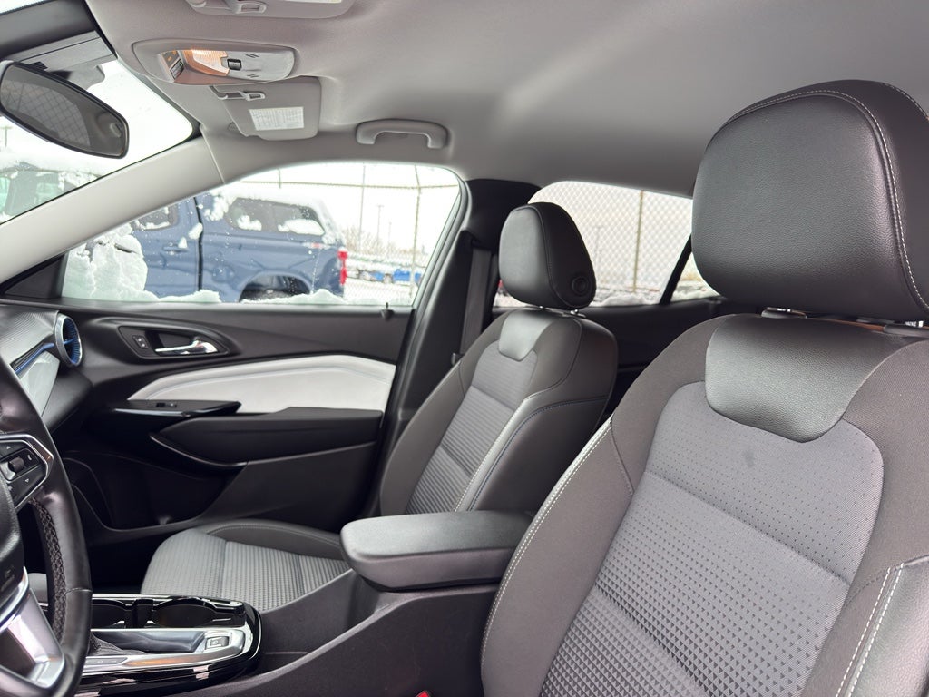 2024 Chevrolet Trax FWD 4dr LT