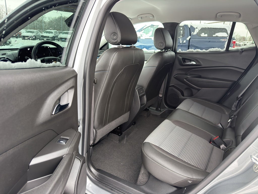 2024 Chevrolet Trax FWD 4dr LT