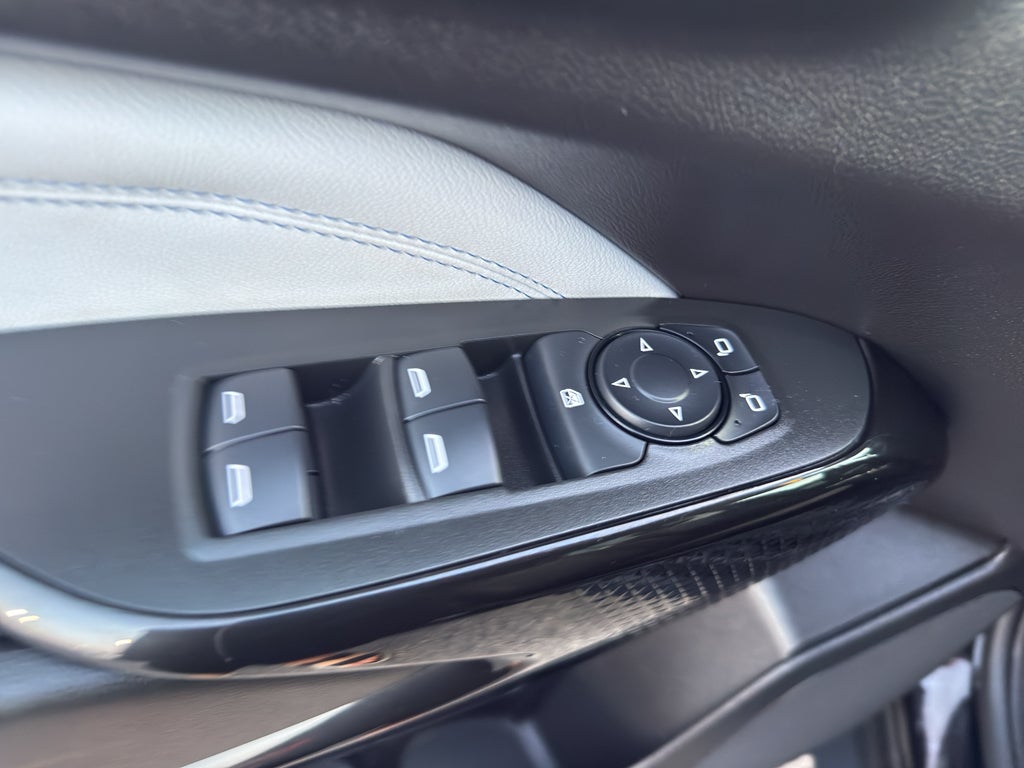 2024 Chevrolet Trax FWD 4dr LT