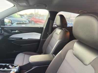2024 Chevrolet Trax FWD 4dr LT