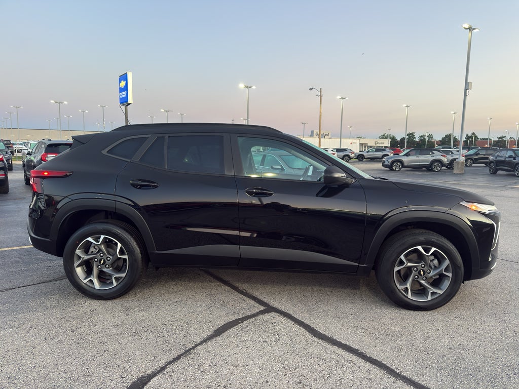2024 Chevrolet Trax FWD 4dr LT