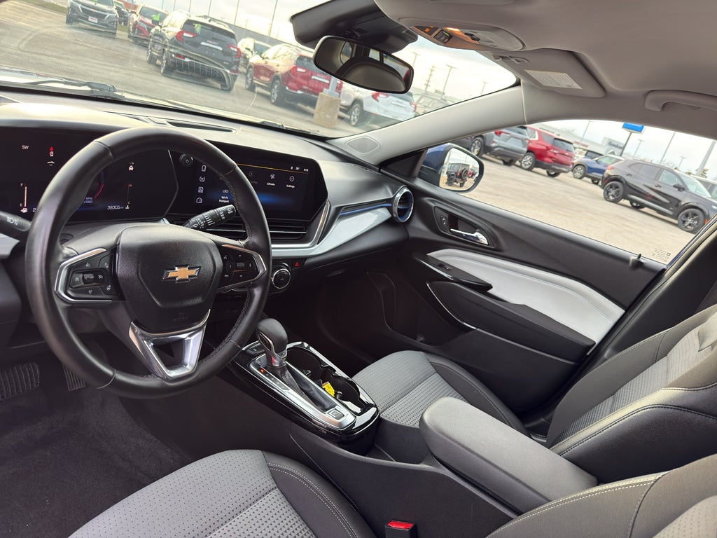 2024 Chevrolet Trax FWD 4dr LT
