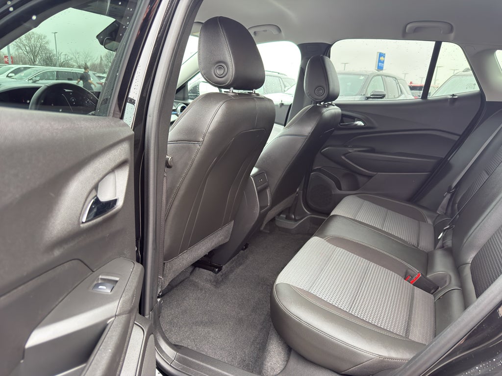 2024 Chevrolet Trax FWD 4dr LT