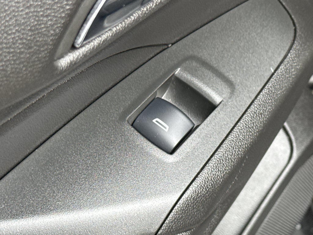 2024 Chevrolet Trax FWD 4dr LT