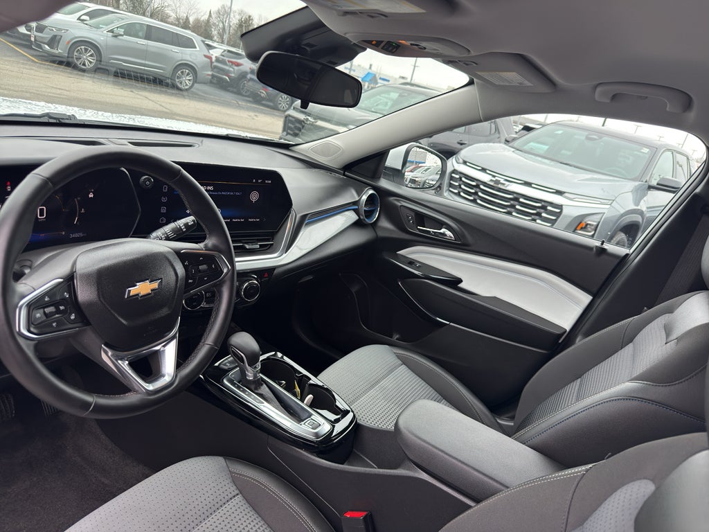 2024 Chevrolet Trax FWD 4dr LT