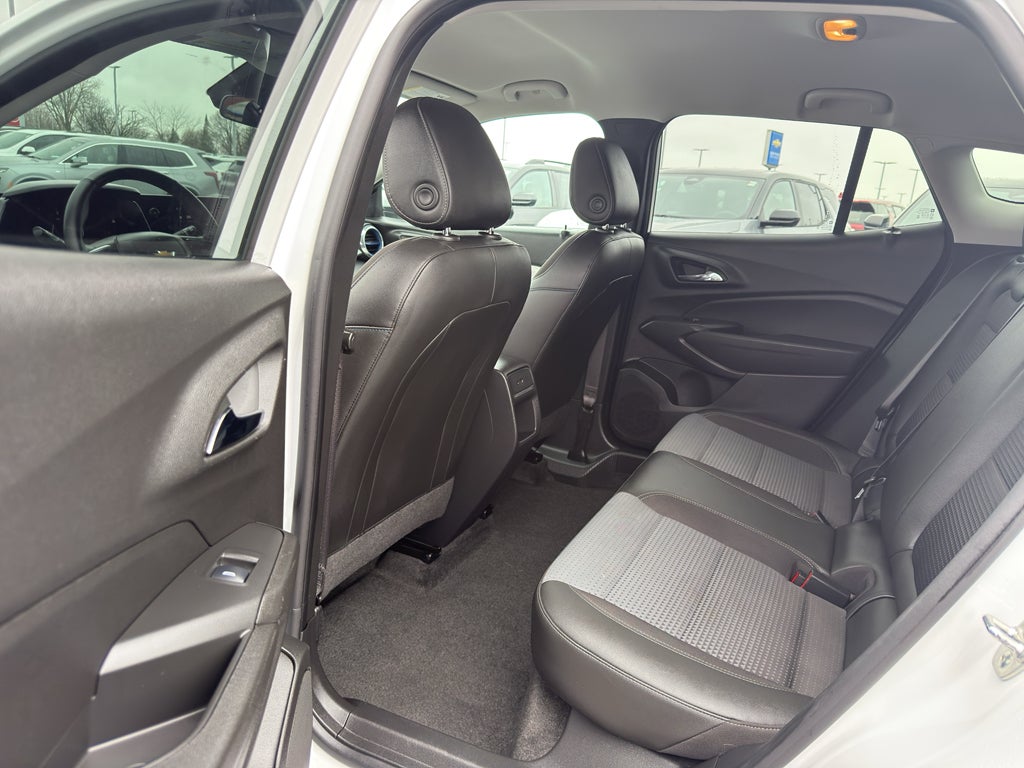 2024 Chevrolet Trax FWD 4dr LT