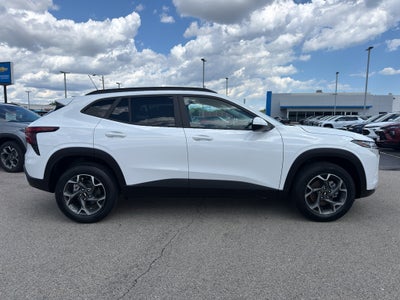 2024 Chevrolet Trax FWD 4dr LT