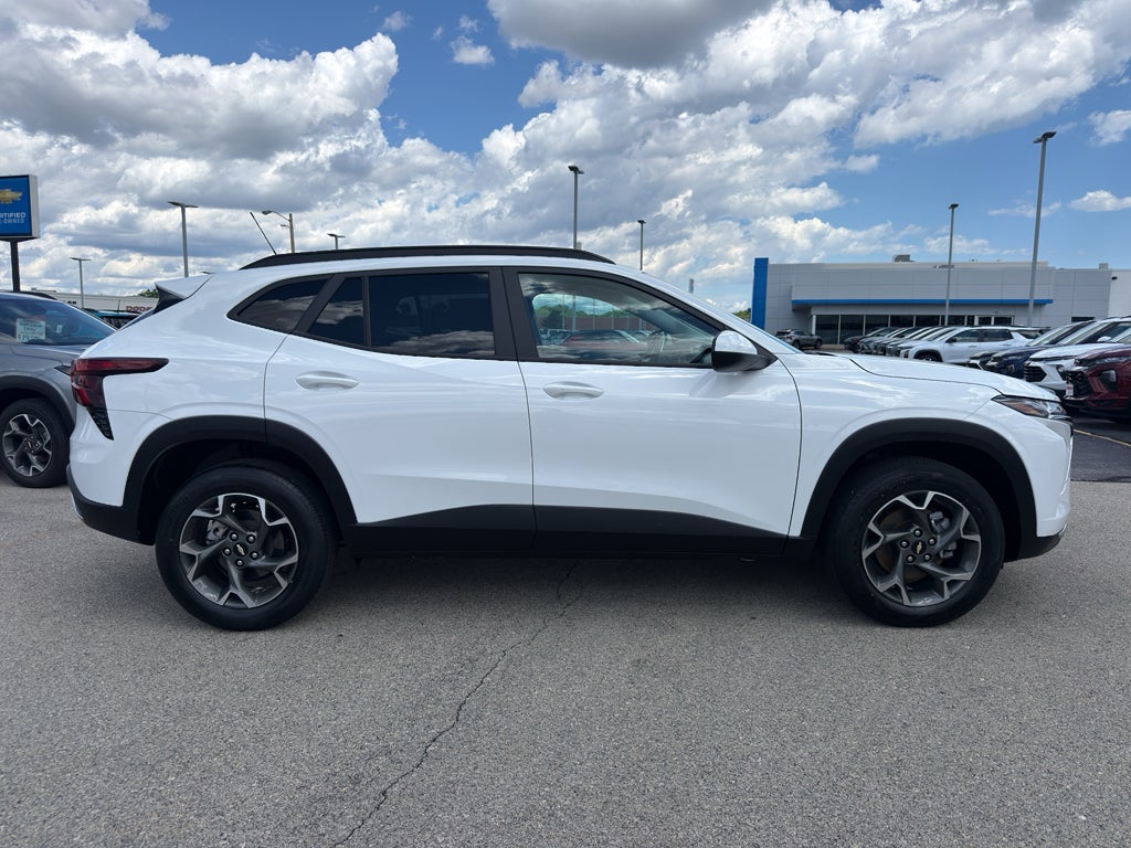 2024 Chevrolet Trax FWD 4dr LT