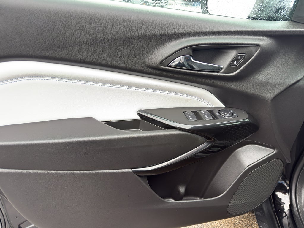 2025 Chevrolet Trax FWD 4dr LT