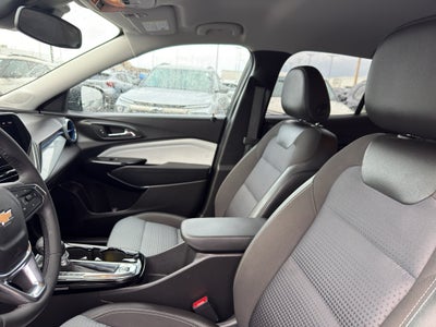 2025 Chevrolet Trax FWD 4dr LT