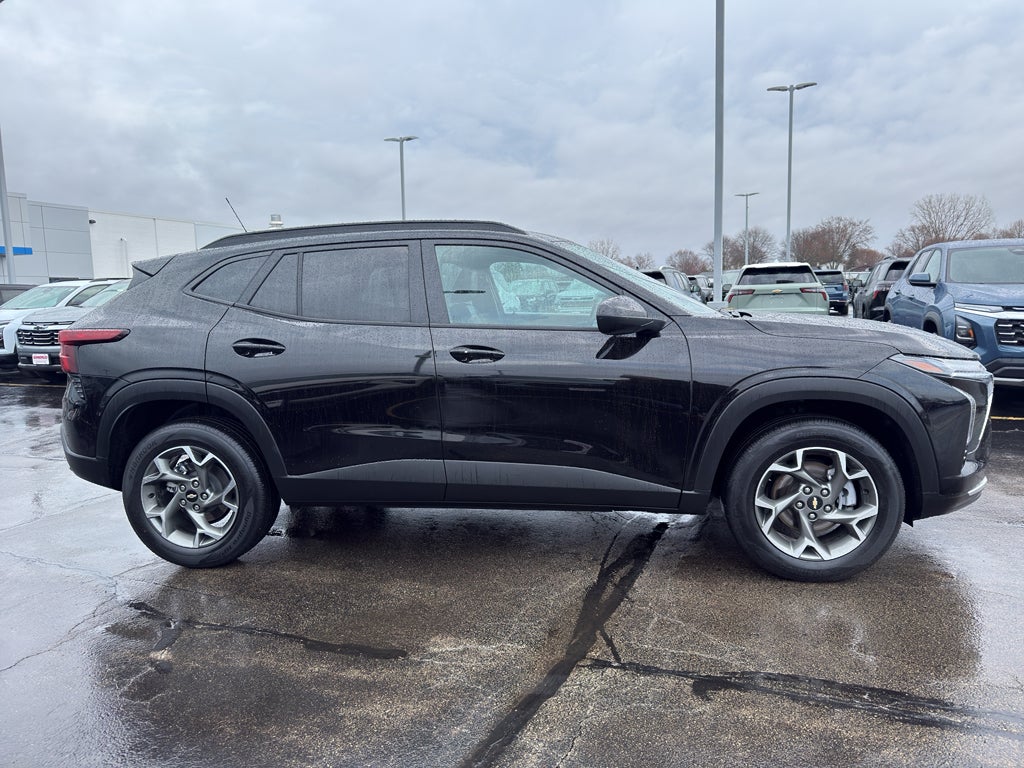 2025 Chevrolet Trax FWD 4dr LT