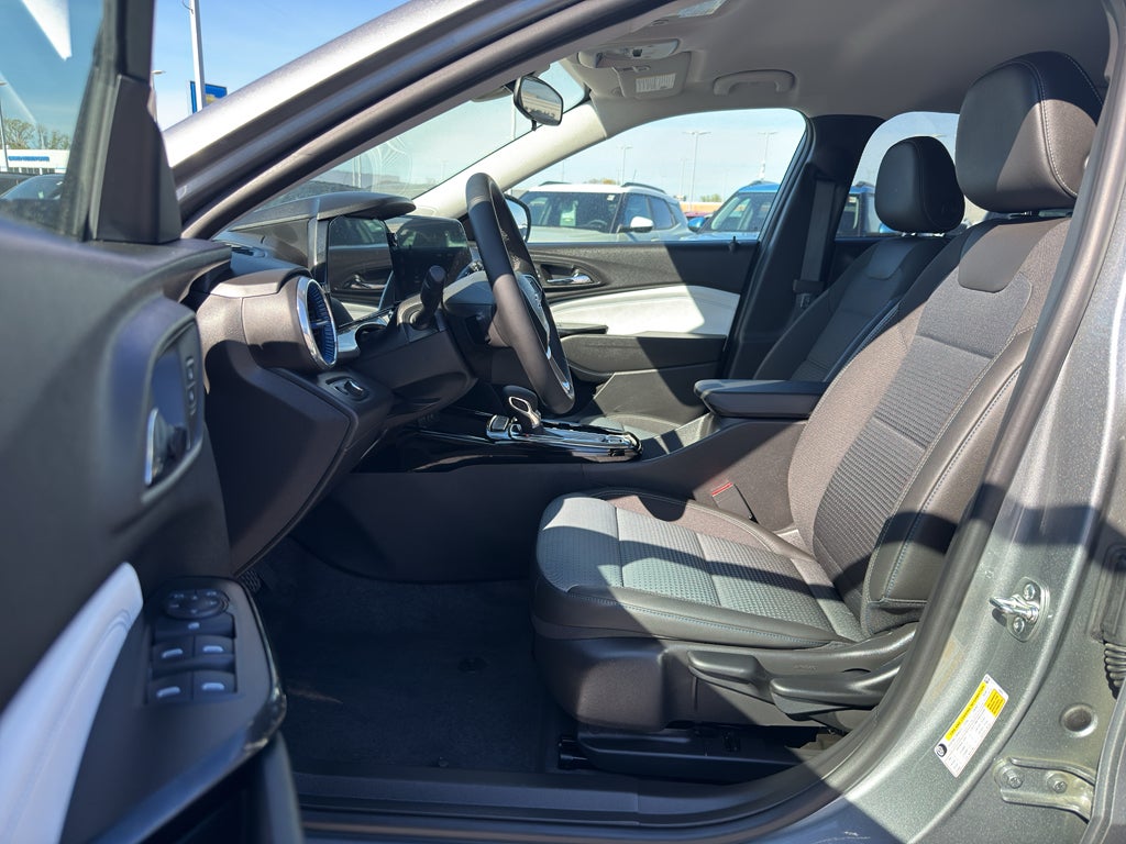2026 Chevrolet Trax FWD 4dr LT