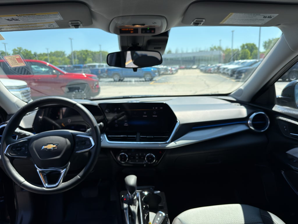 2025 Chevrolet Trax FWD 4dr LT