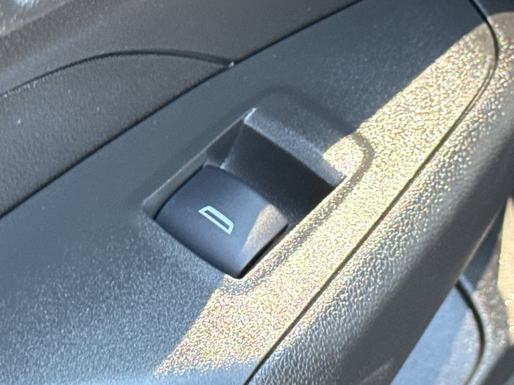 2025 Chevrolet Trax FWD 4dr LT